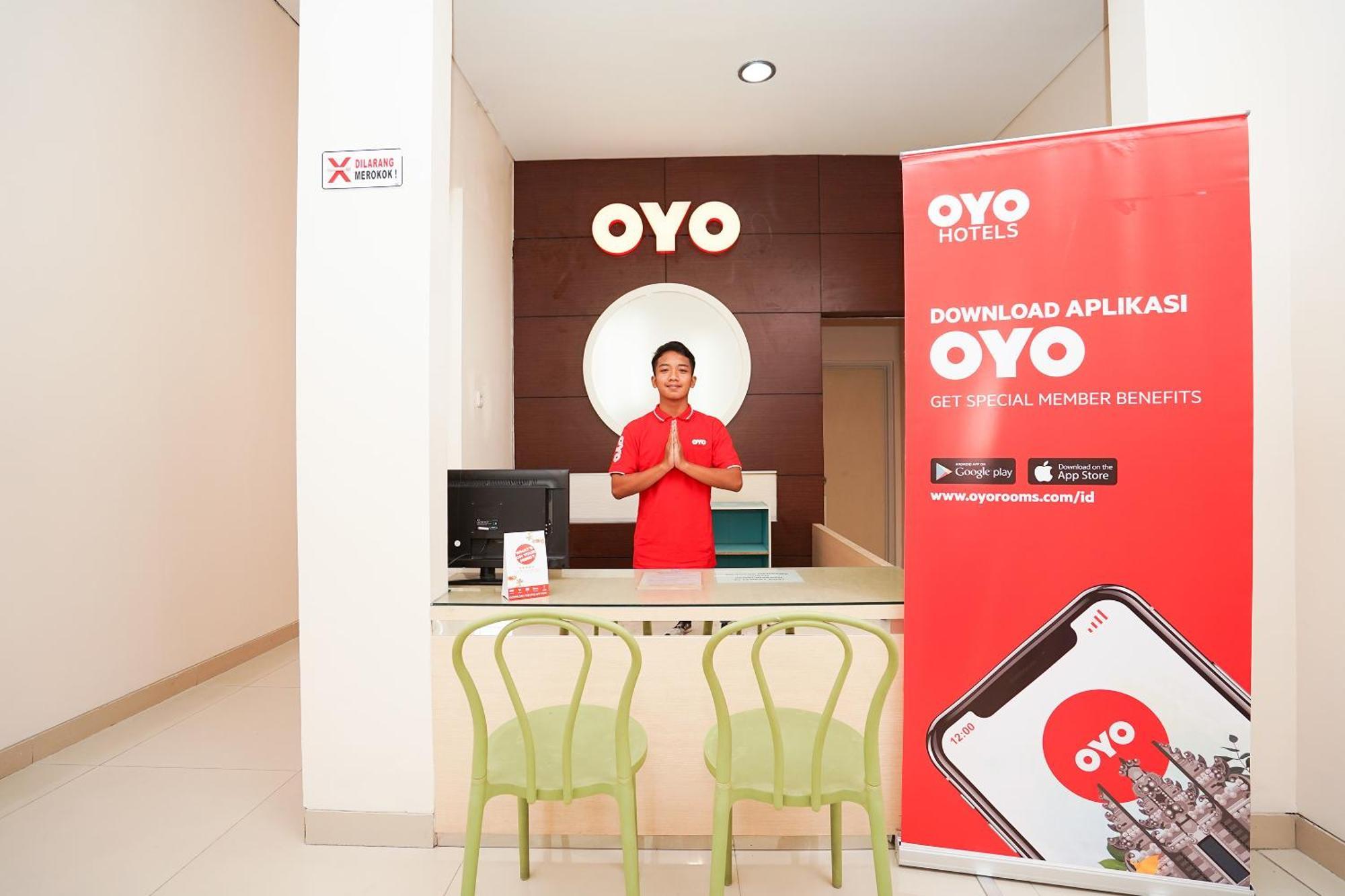 Oyo 782 Menjangan Residence At Citraland 1 Surabaya Ngoại thất bức ảnh