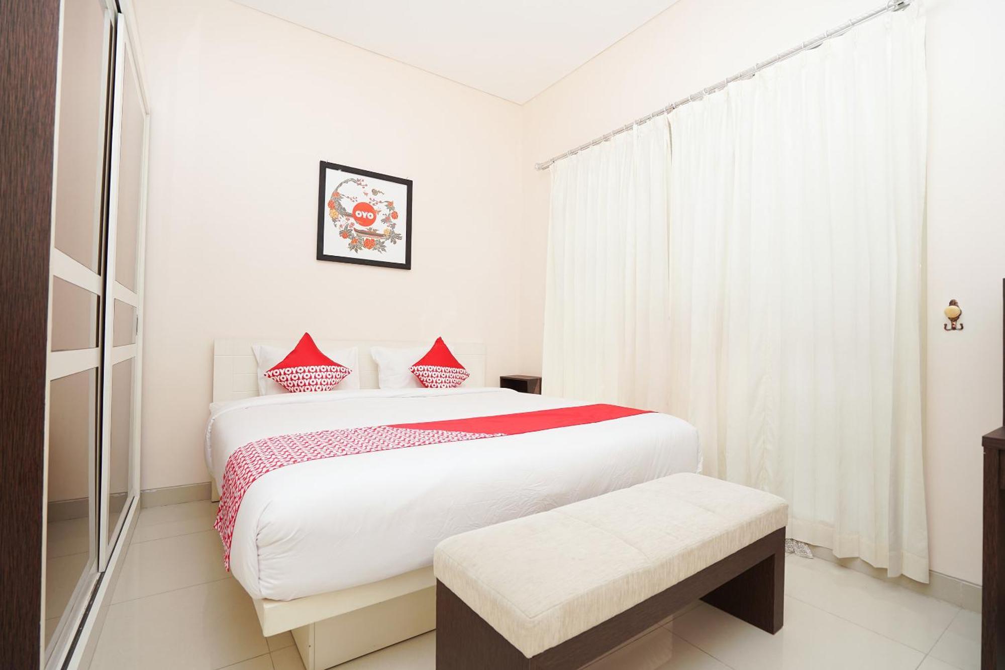 Oyo 782 Menjangan Residence At Citraland 1 Surabaya Ngoại thất bức ảnh
