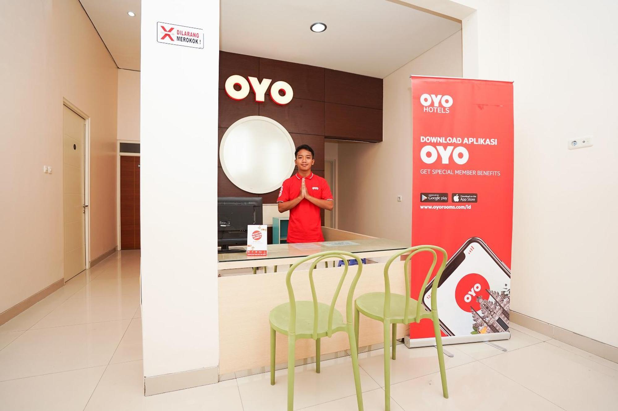 Oyo 782 Menjangan Residence At Citraland 1 Surabaya Ngoại thất bức ảnh