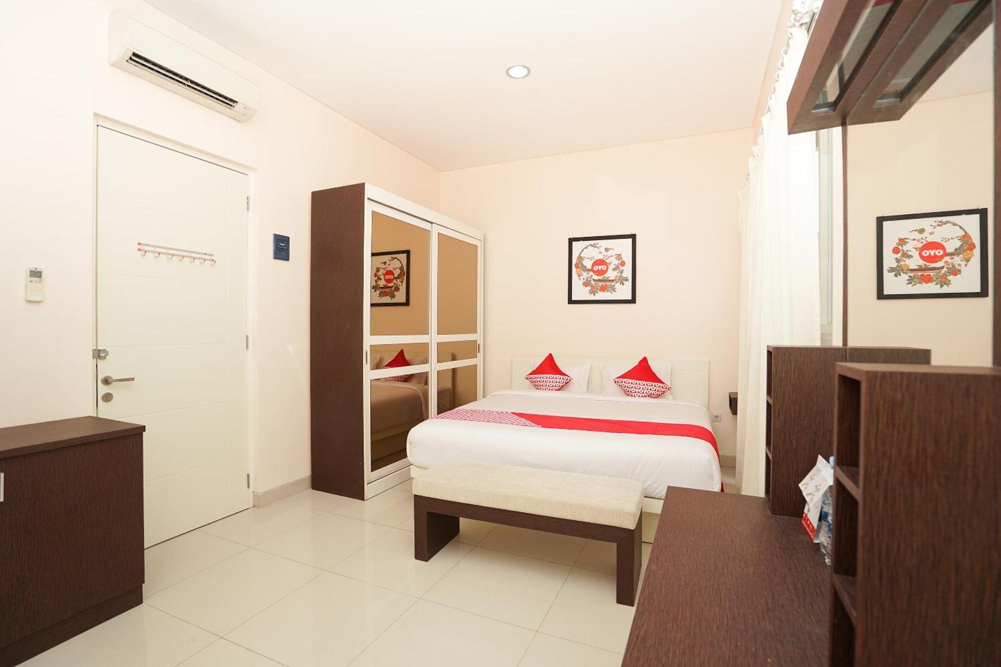 Oyo 782 Menjangan Residence At Citraland 1 Surabaya Ngoại thất bức ảnh