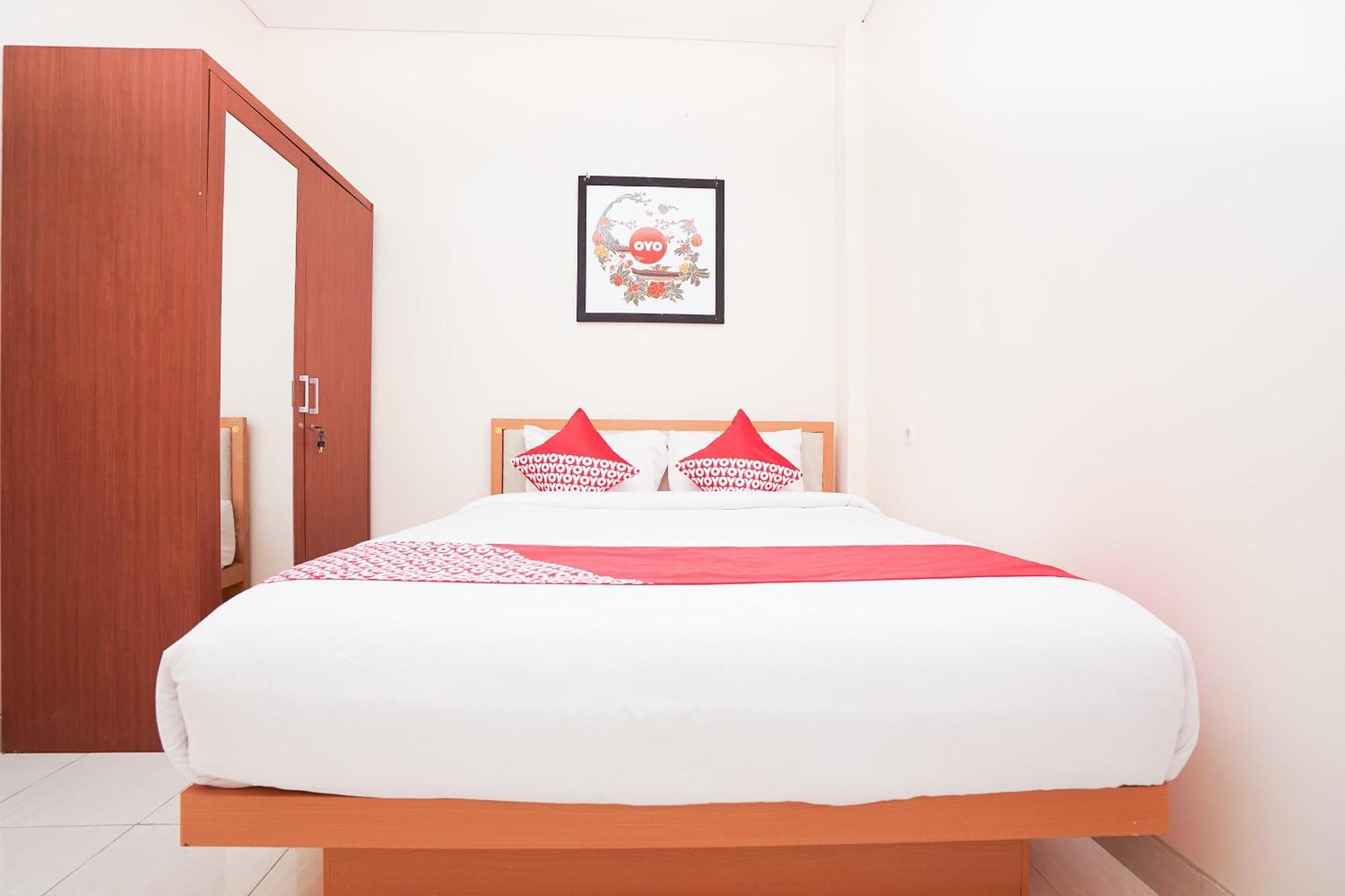 Oyo 782 Menjangan Residence At Citraland 1 Surabaya Ngoại thất bức ảnh