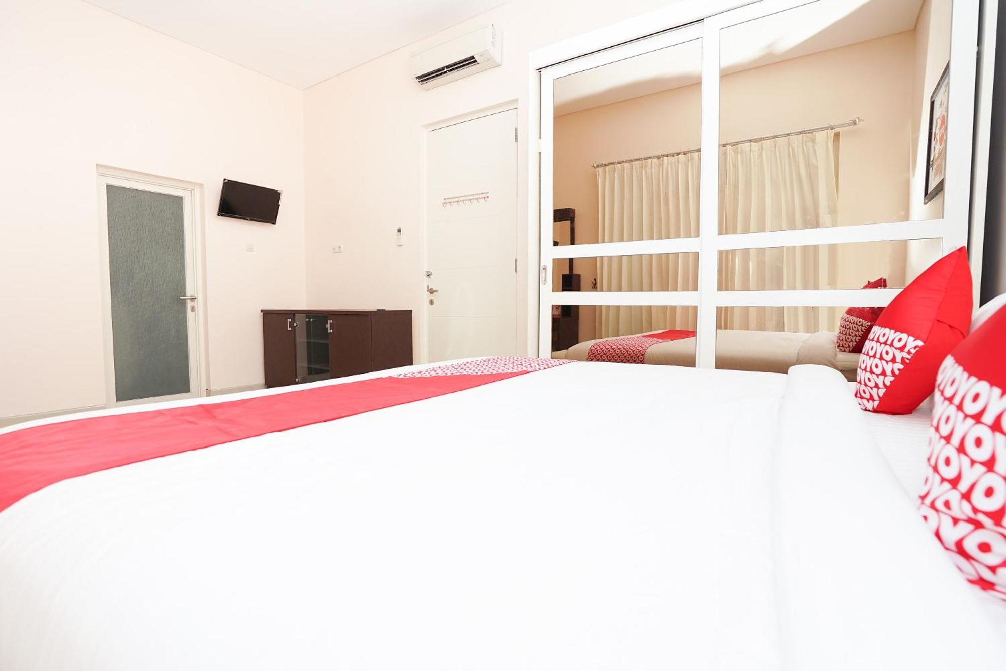 Oyo 782 Menjangan Residence At Citraland 1 Surabaya Ngoại thất bức ảnh